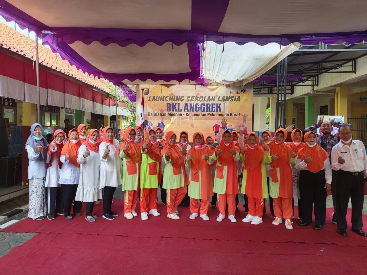 Sekolah Lansia "SeLa" Sehat Bahagia Mandiri - Dinas Sosial ...